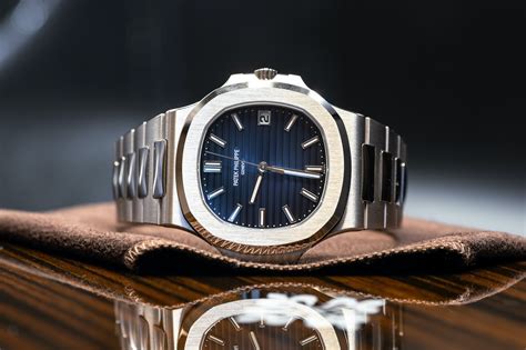 patek philippe watch dial uk